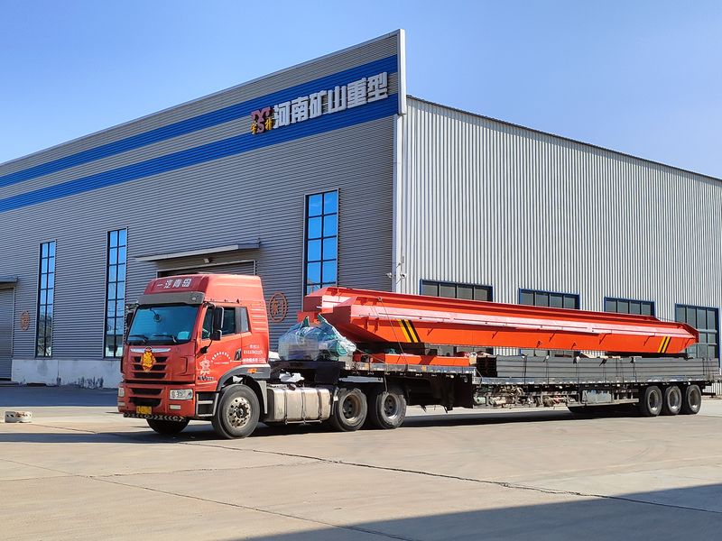 電動單梁起重機，LD20t-26.8m，4臺，發(fā)往石家莊交付客戶使用。